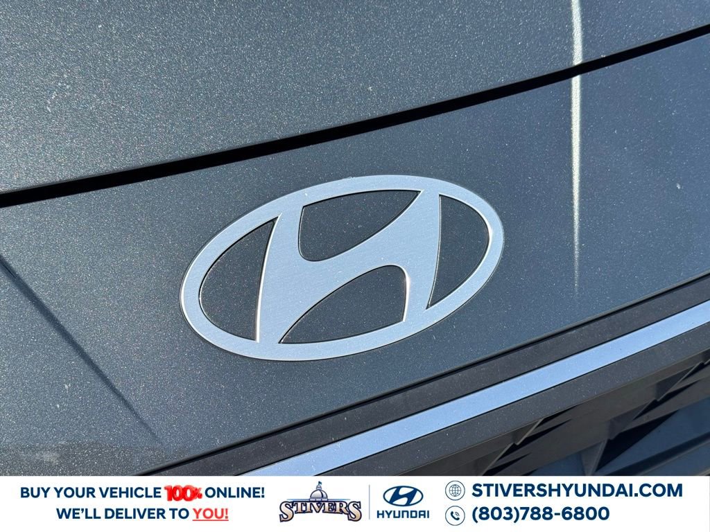 Used 2025 Hyundai Elantra SE image 7