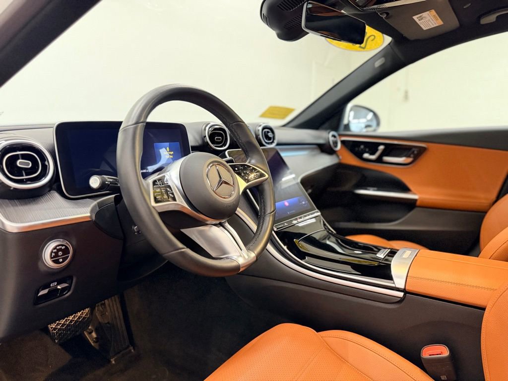 Used 2025 Mercedes-Benz C 300 4MATIC Sedan image 11
