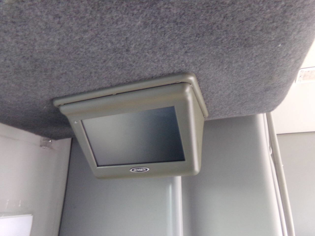 Used 2012 Ford E-450 and Econoline 450 Super Duty w/ Shuttle Bus Prep Pkg image 26