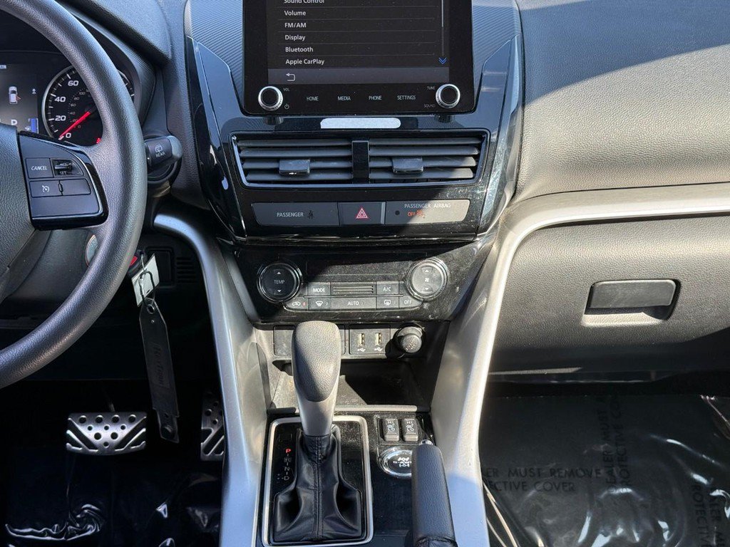 Used 2022 Mitsubishi Eclipse Cross LE AWD/4WD image 16