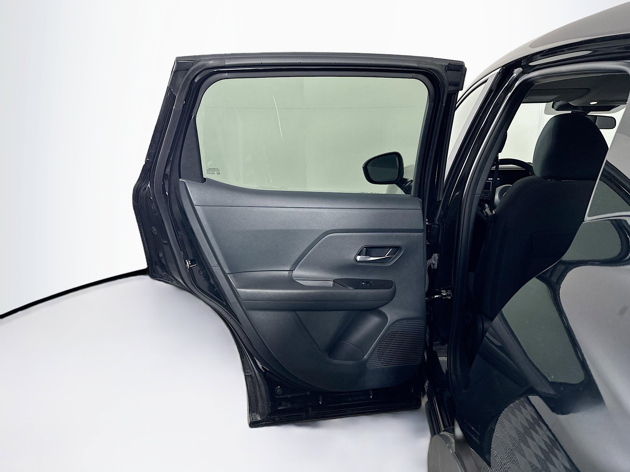 Used 2025 Nissan Kicks SV FWD image 25