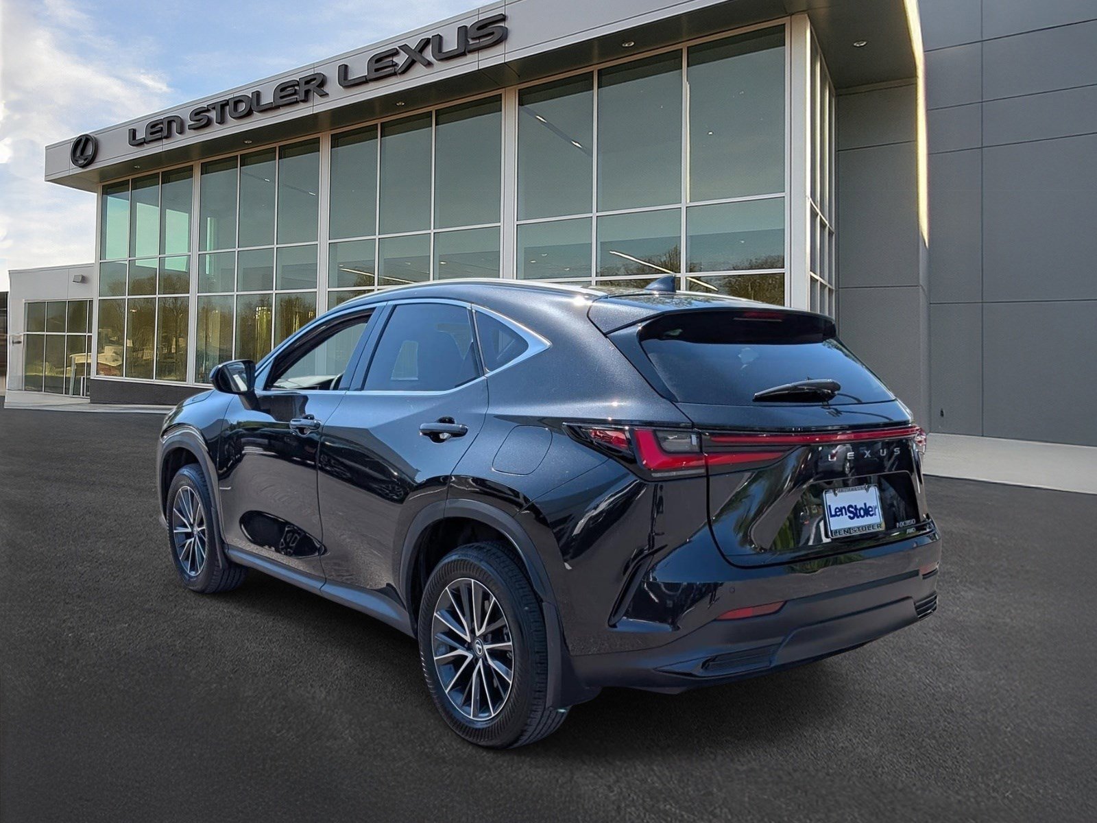 Used 2024 Lexus NX 350 AWD image 5
