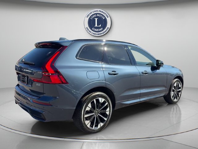 Certified 2026 Volvo XC60 B5 Plus AWD/4WD image 8