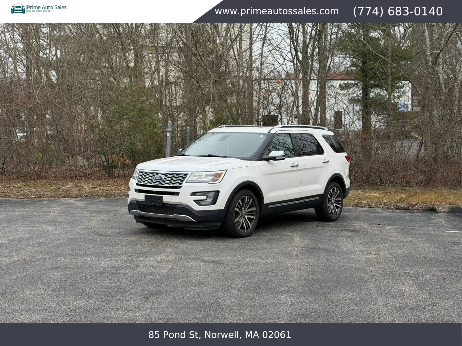 Used 2017 Ford Explorer Platinum AWD/4WD image 2