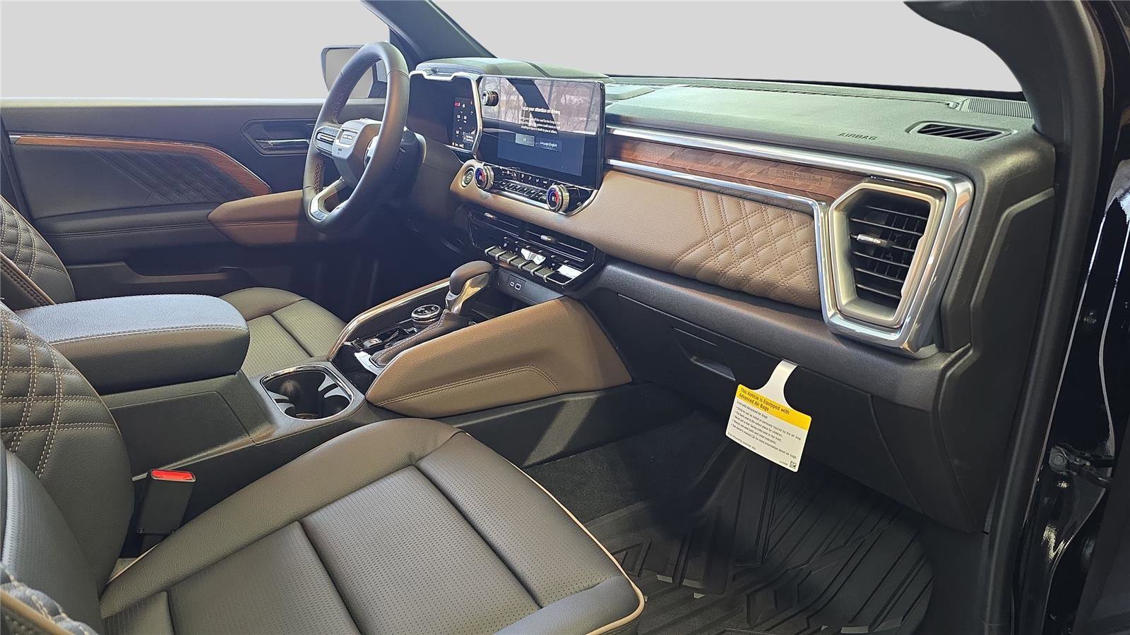 New 2026 GMC Canyon Denali image 16