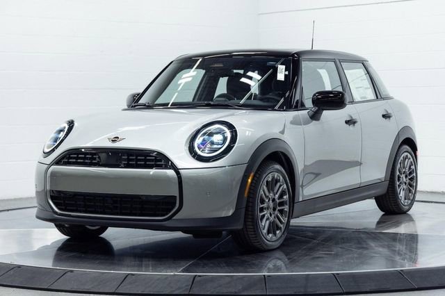 Used 2026 MINI Cooper 4-Door Hardtop FWD image 6
