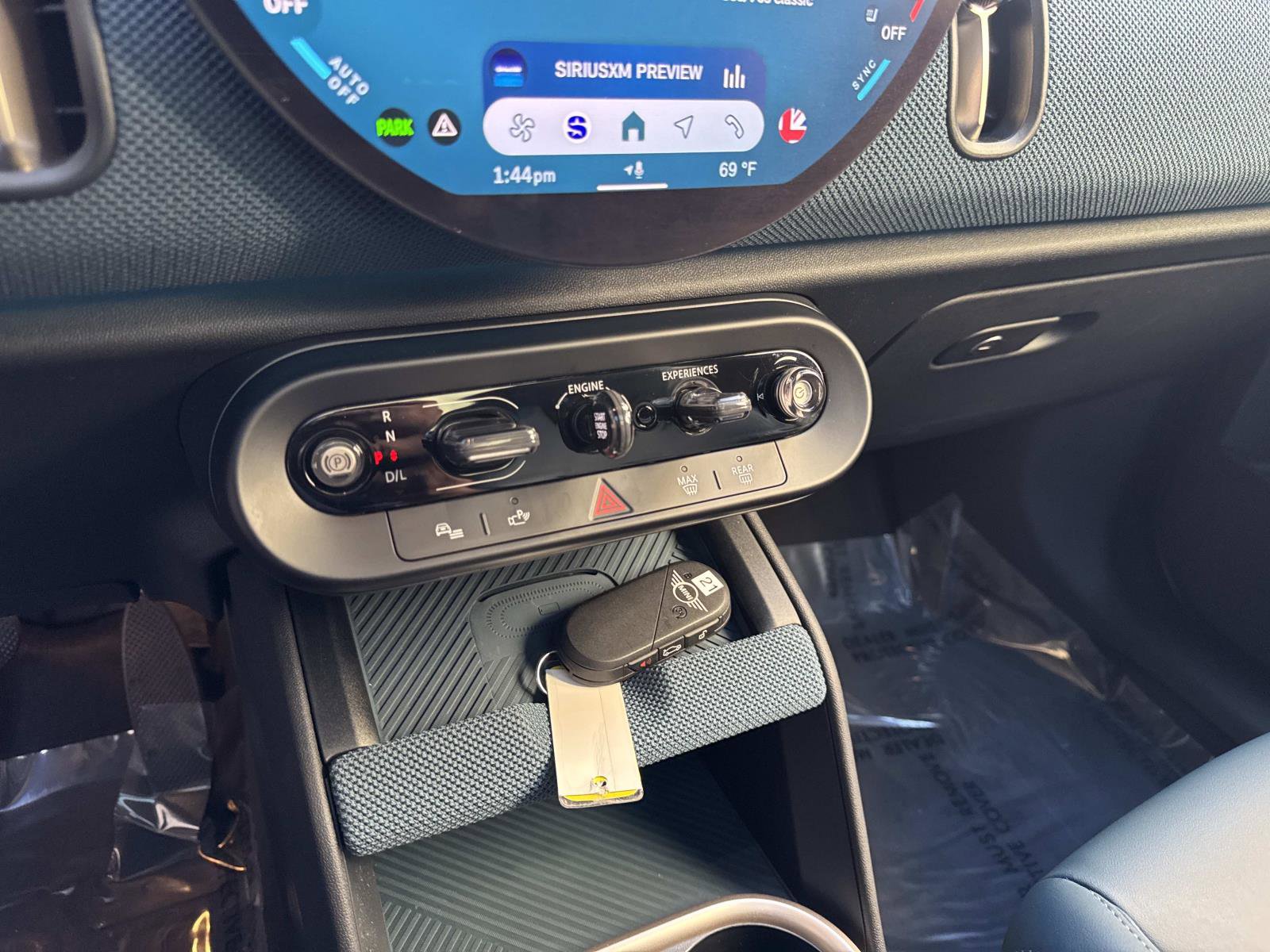 Used 2025 MINI Cooper Countryman S w/ Comfort Package Max image 19