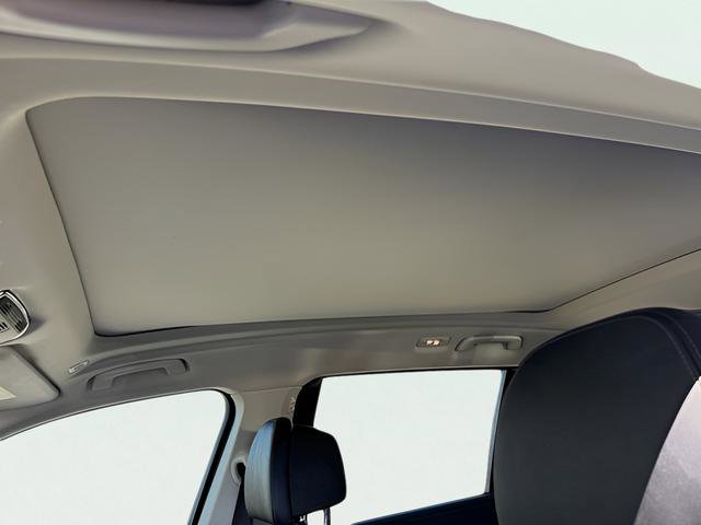 Used 2022 BMW X7 xDrive40i w/ Premium Package image 15