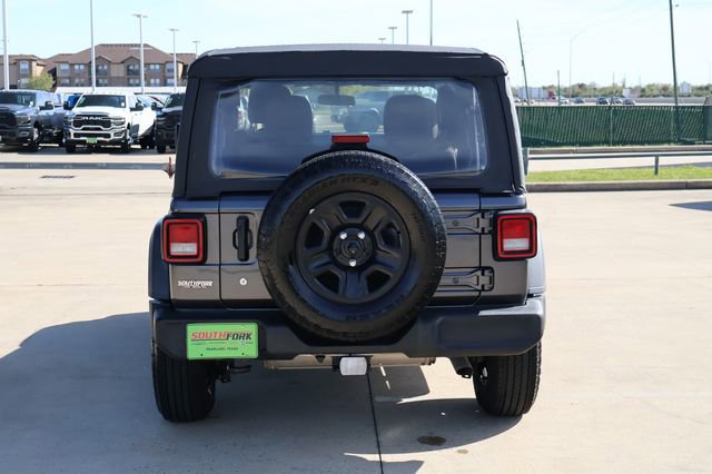 Used 2018 Jeep Wrangler Sport image 6