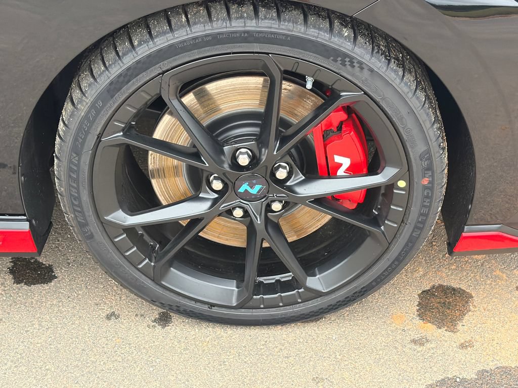 New 2026 Hyundai Elantra N FWD image 13