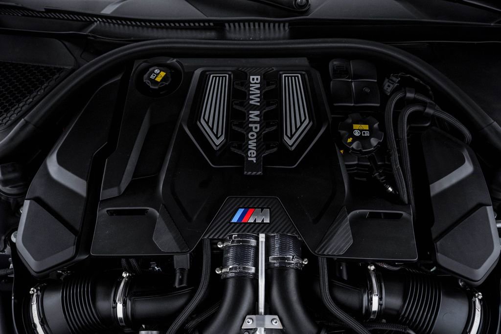 Used 2023 BMW M8 Competition w/ M Carbon Exterior Package AWD/4WD image 33
