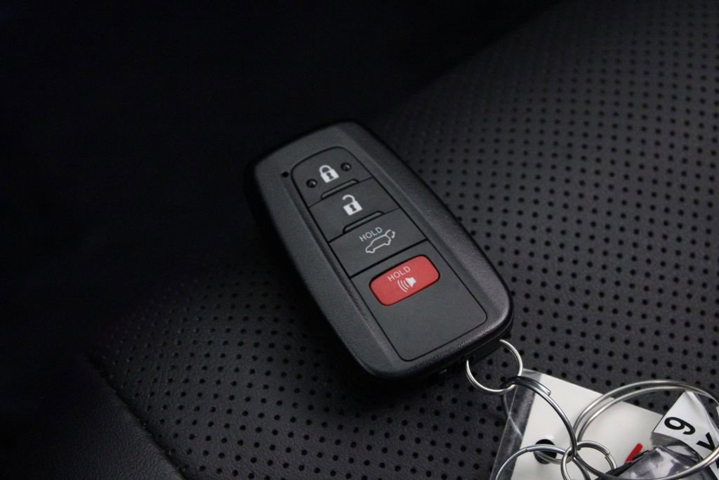 Used 2025 Toyota RAV4 Limited w/ Weather Package FWD image 31