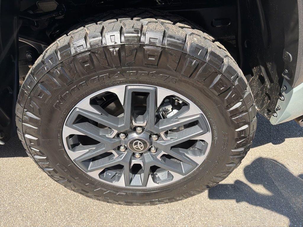 Used 2026 Toyota Tundra Limited image 17
