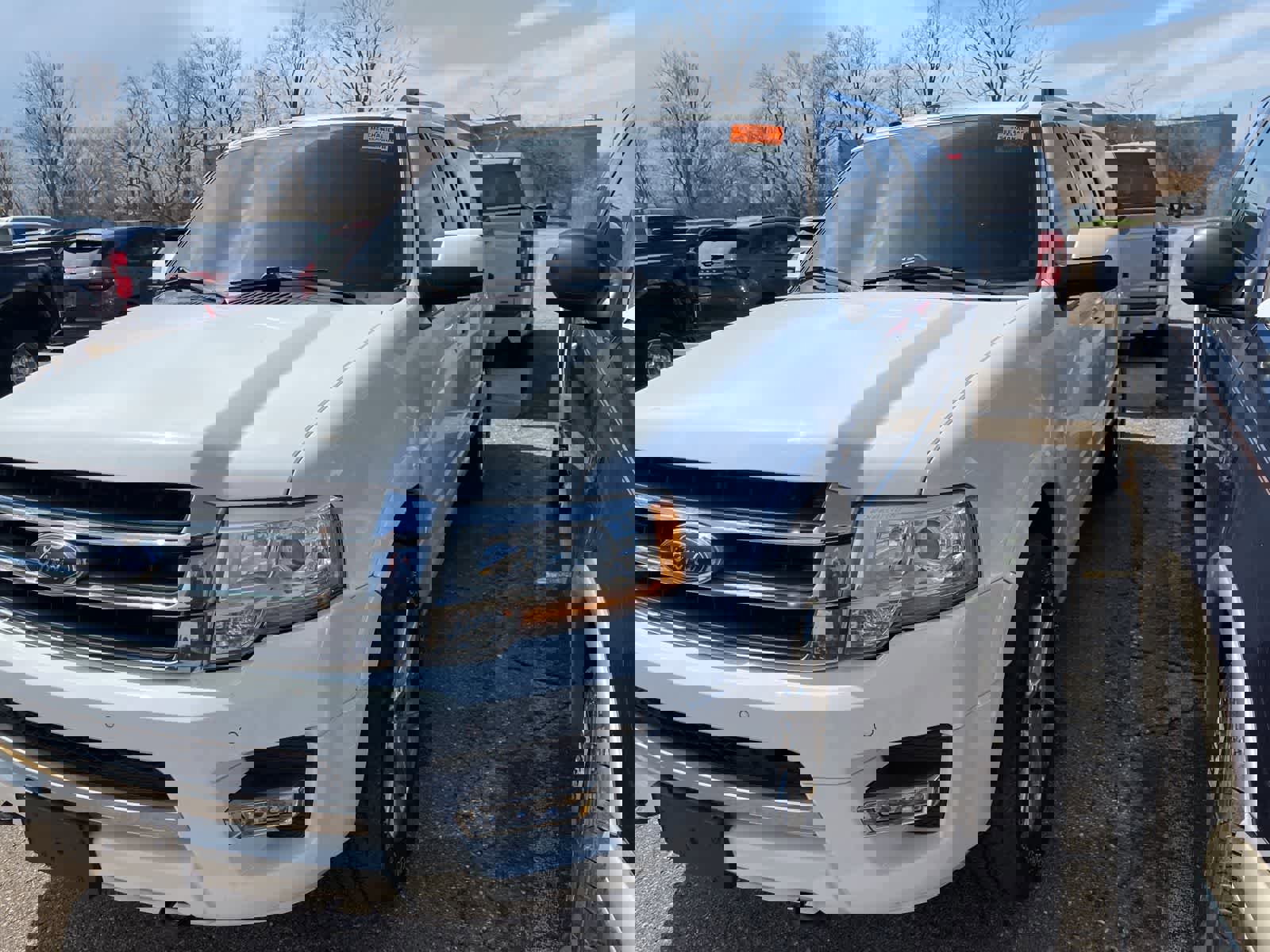 Used 2015 Ford Expedition EL Limited w/ Equipment Group 301A image 4