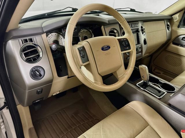 Used 2013 Ford Expedition XLT AWD/4WD image 12