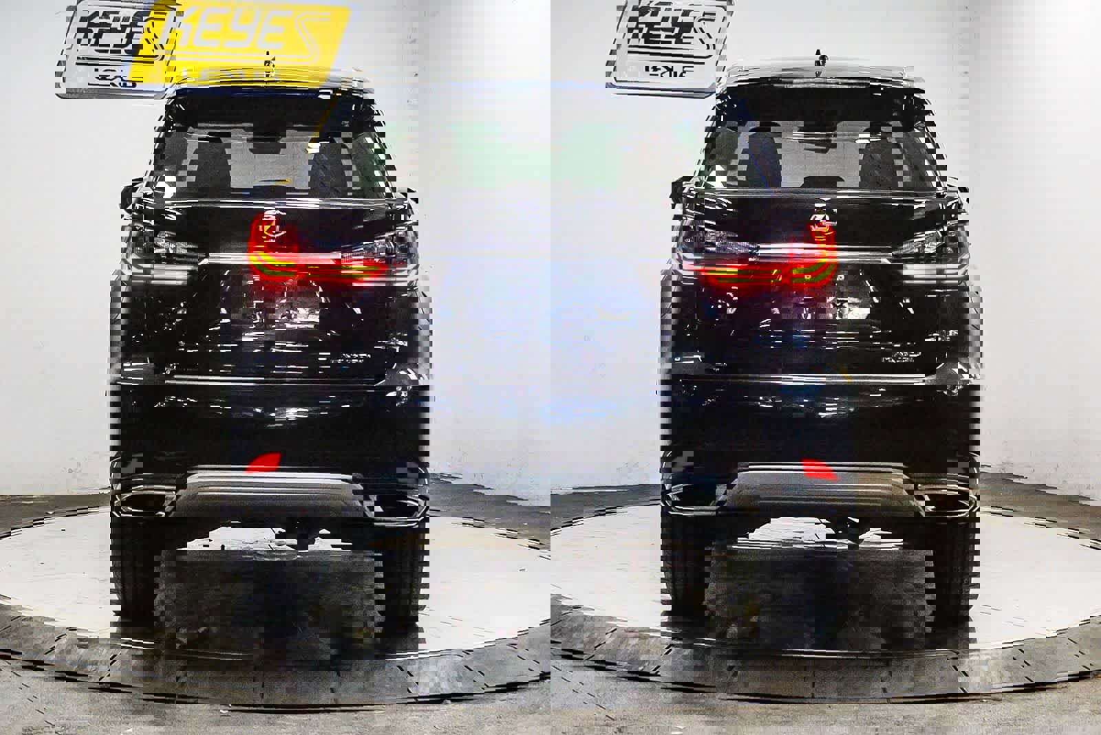 Used 2022 Lexus RX 350 FWD w/ Premium Package image 3