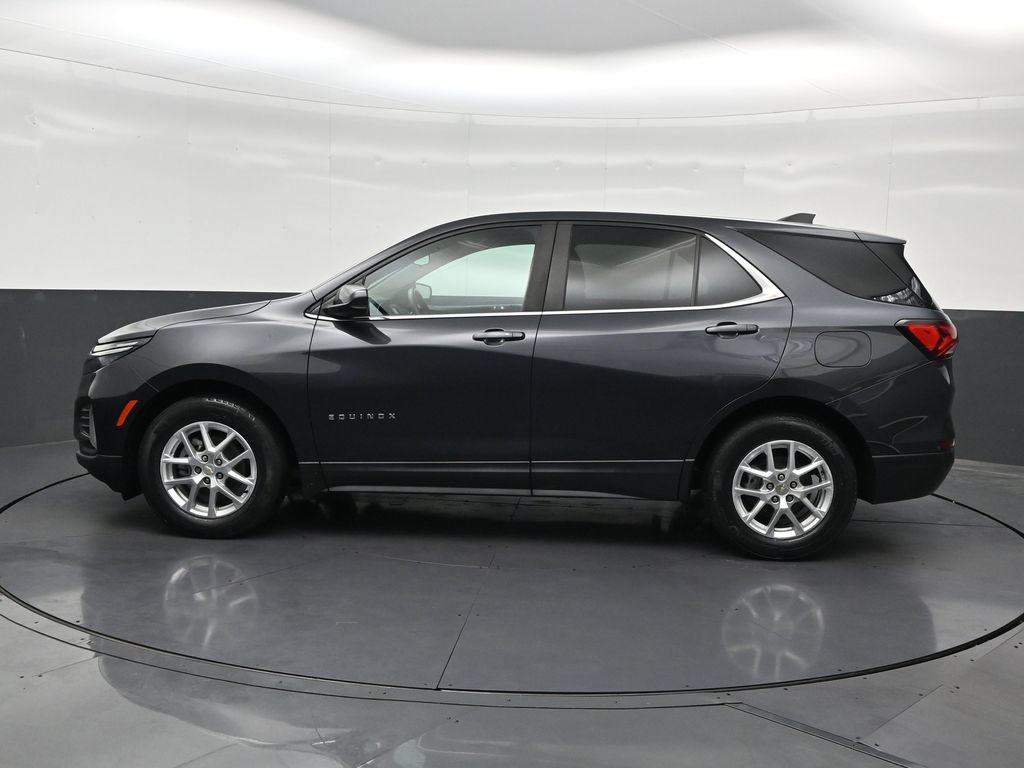 Used 2022 Chevrolet Equinox LT FWD image 2