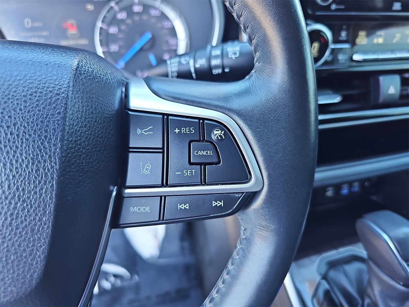 Used 2022 Toyota Highlander Limited image 20