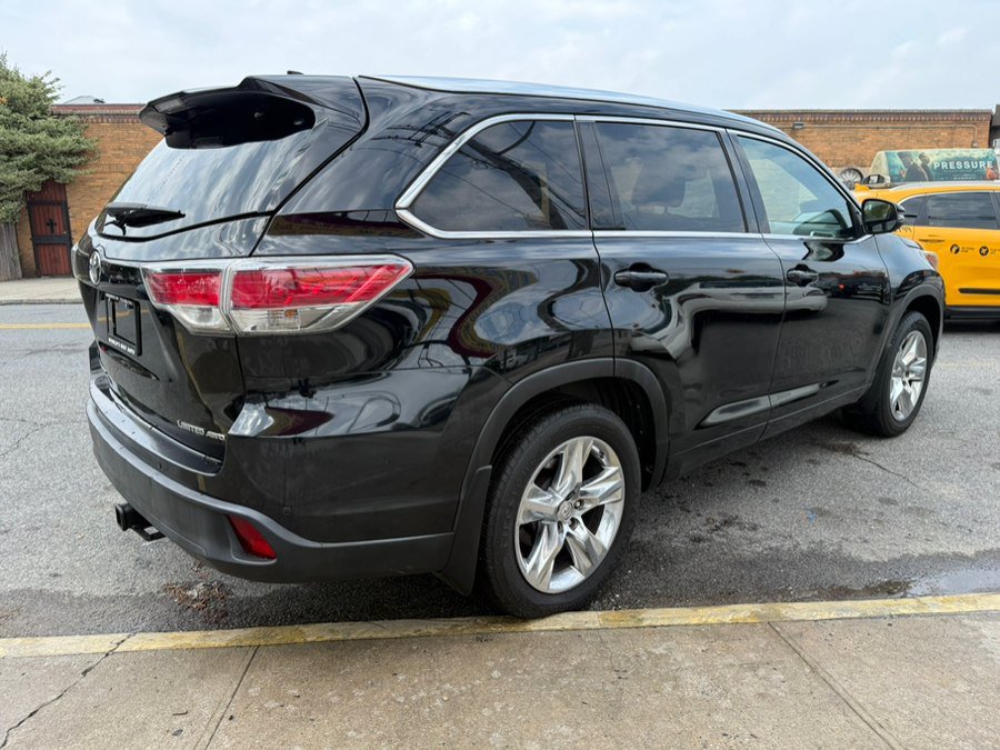 Used 2015 Toyota Highlander Limited AWD/4WD image 4
