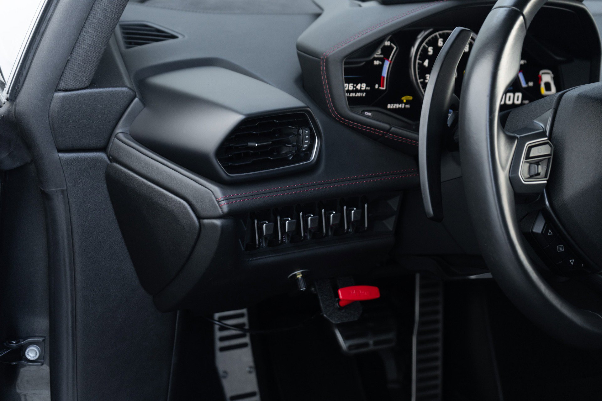 Used 2015 Lamborghini Huracan LP 610-4 image 19