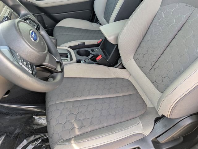 Used 2025 Subaru Forester Base image 11