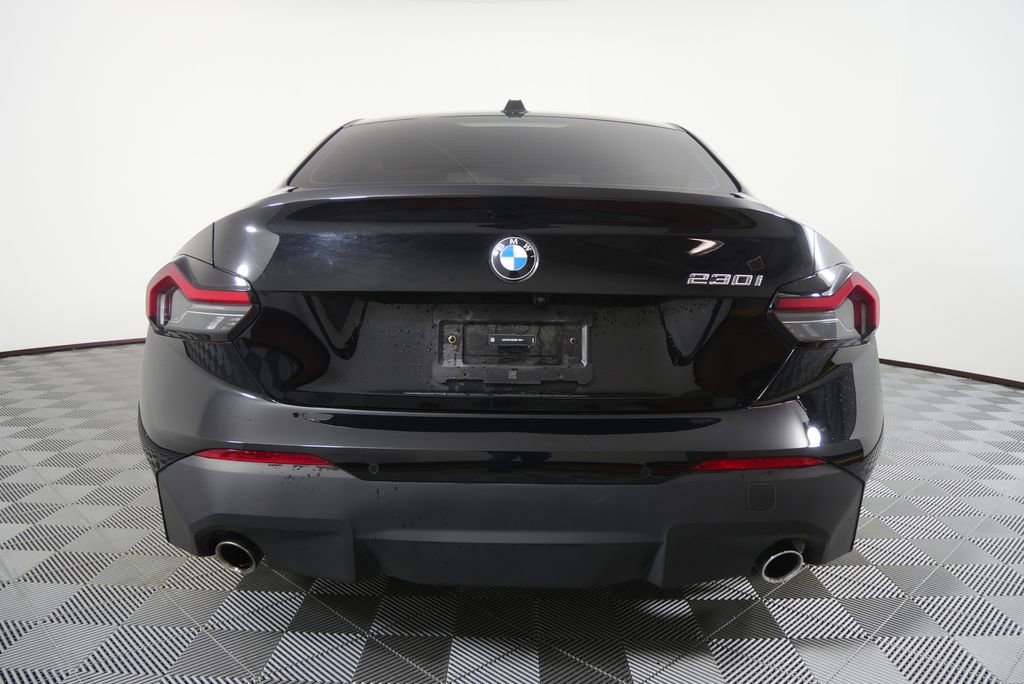 Certified 2024 BMW 230i Coupe w/ Premium Package image 4