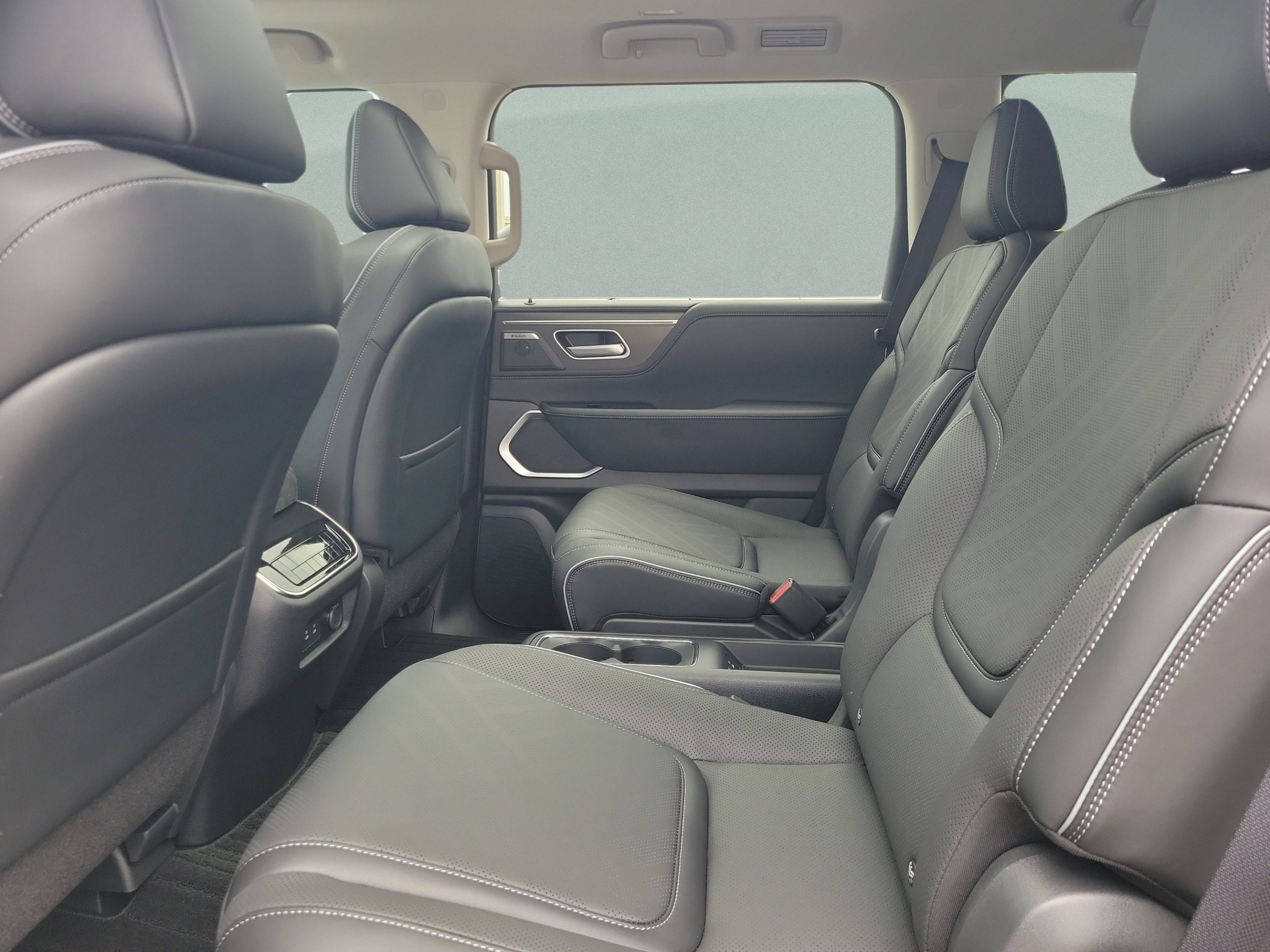 New 2026 INFINITI QX80 Luxe w/ Cargo Package RWD image 22