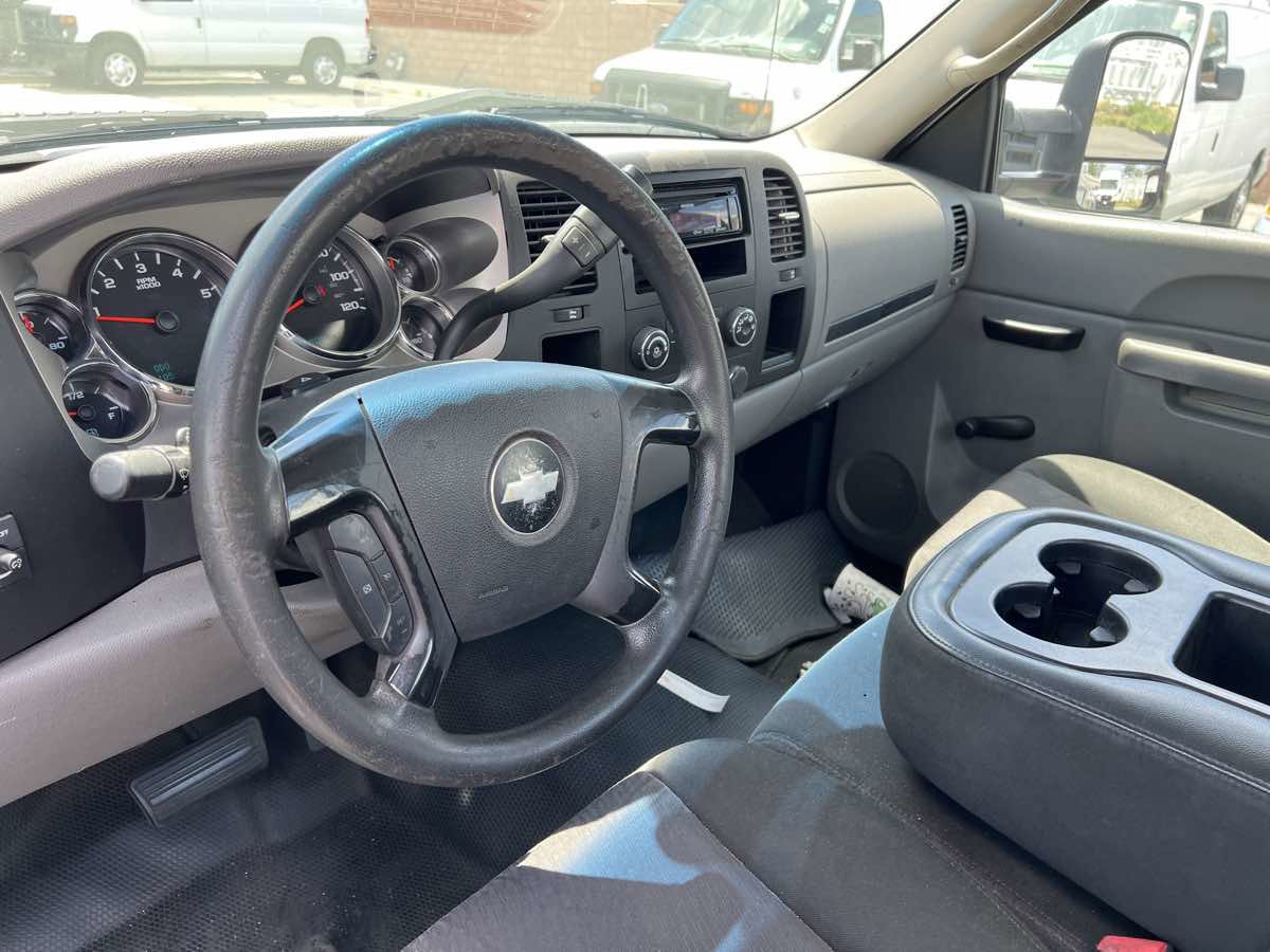 Used 2013 Chevrolet Silverado 2500 W/T RWD image 9