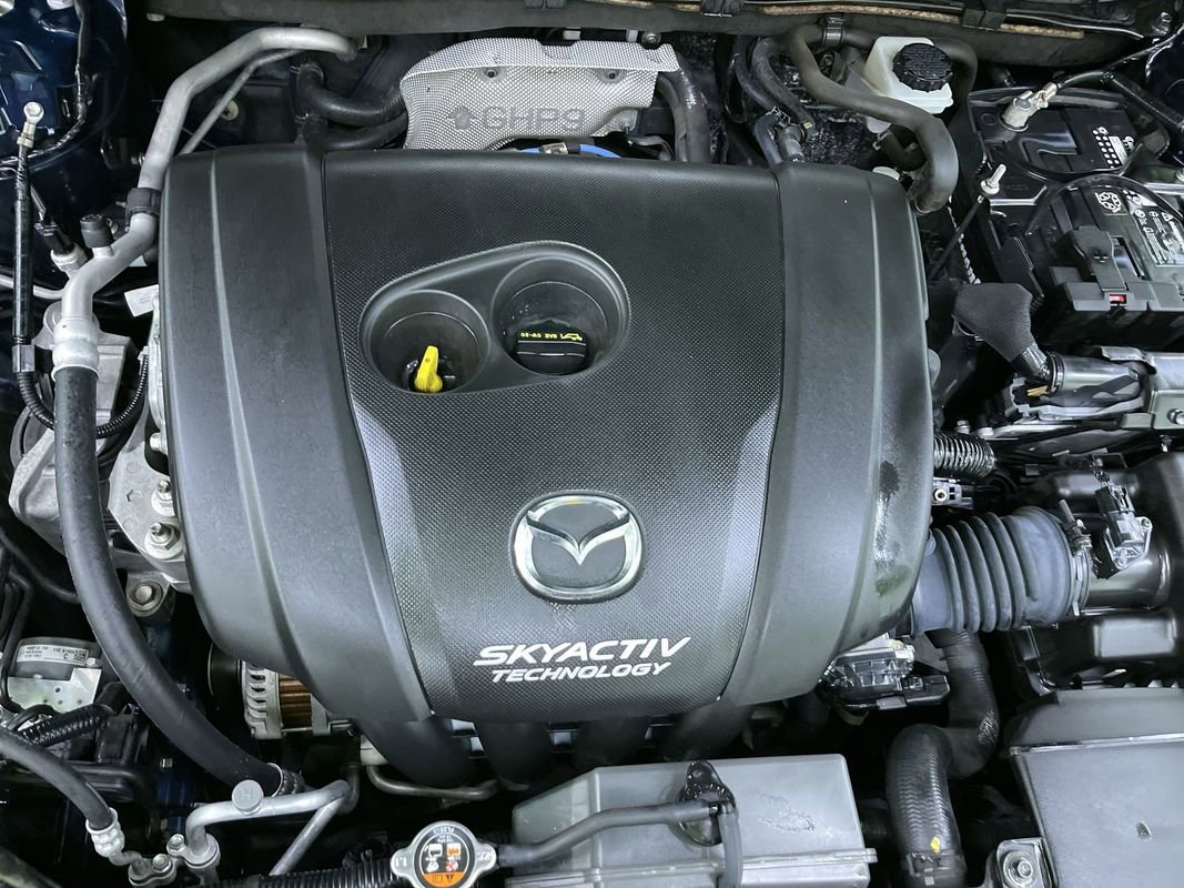 Used 2017 MAZDA MAZDA3 Grand Touring image 31