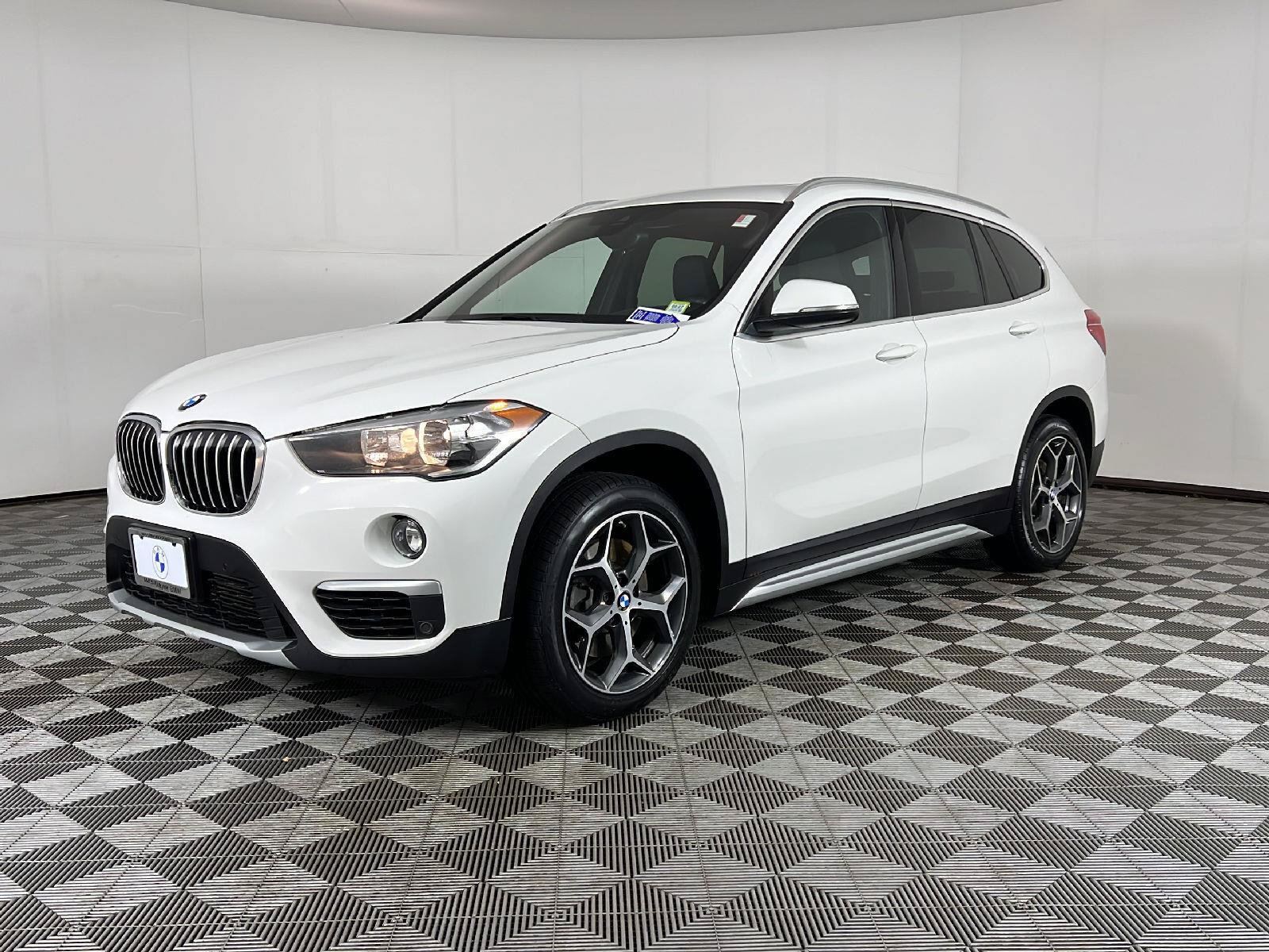 Used 2019 BMW X1 xDrive28i w/ Convenience Package AWD/4WD image 12