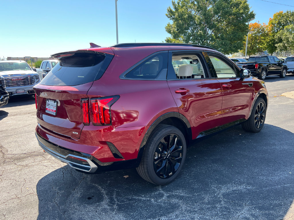 Used 2023 Kia Sorento SX AWD/4WD image 8