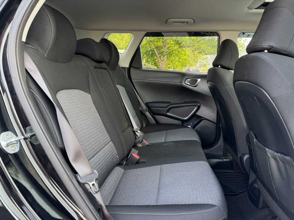 Certified 2022 Kia Soul EX FWD image 27