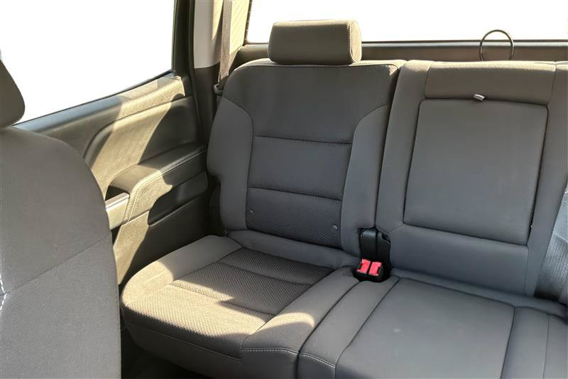 Used 2018 Chevrolet Silverado 1500 LT w/ LT Eassist Package AWD/4WD image 15