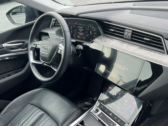 Used 2021 Audi e-tron Premium w/ Convenience Plus Package image 12