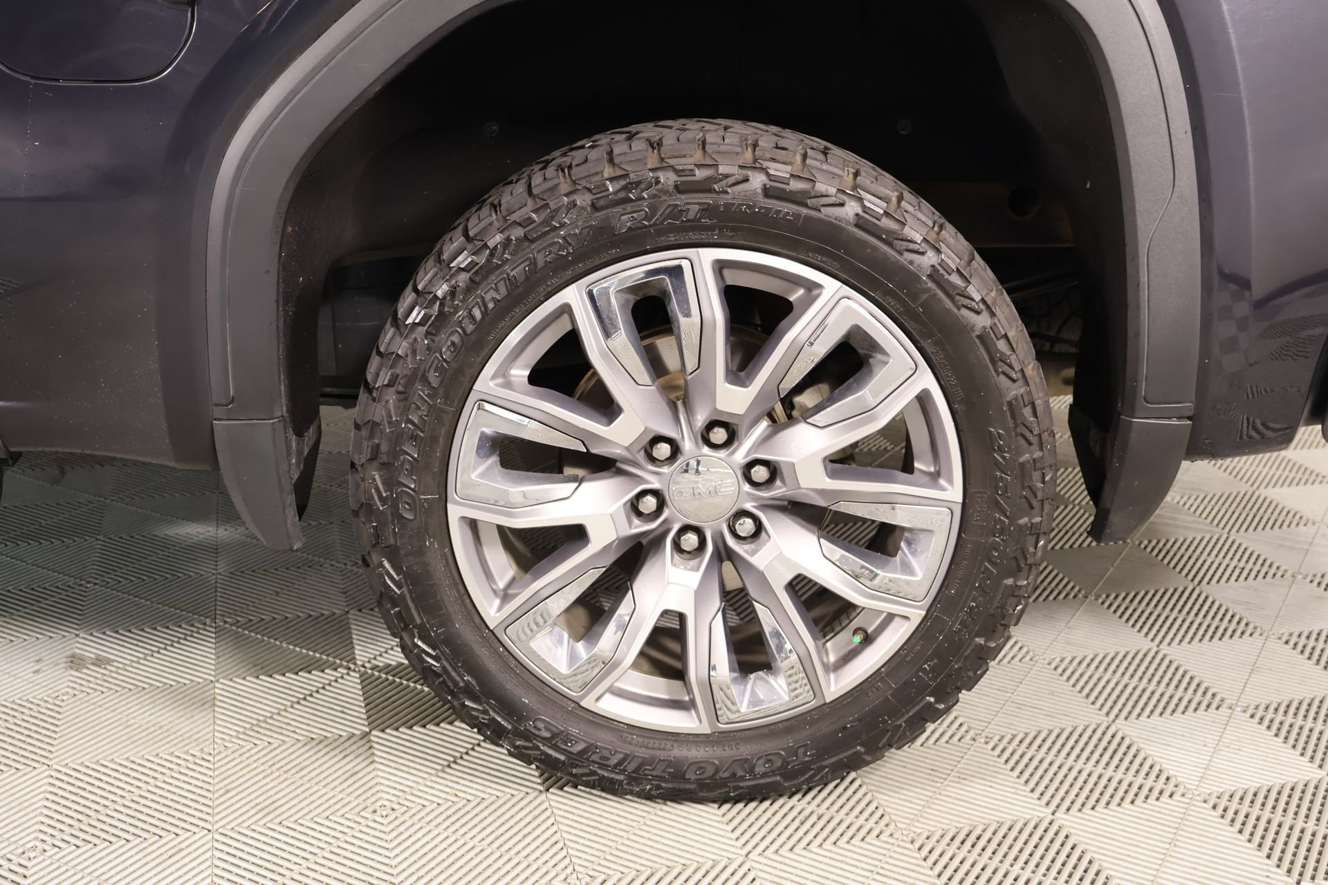 Used 2024 GMC Sierra 1500 Denali w/ Denali Reserve Package image 19