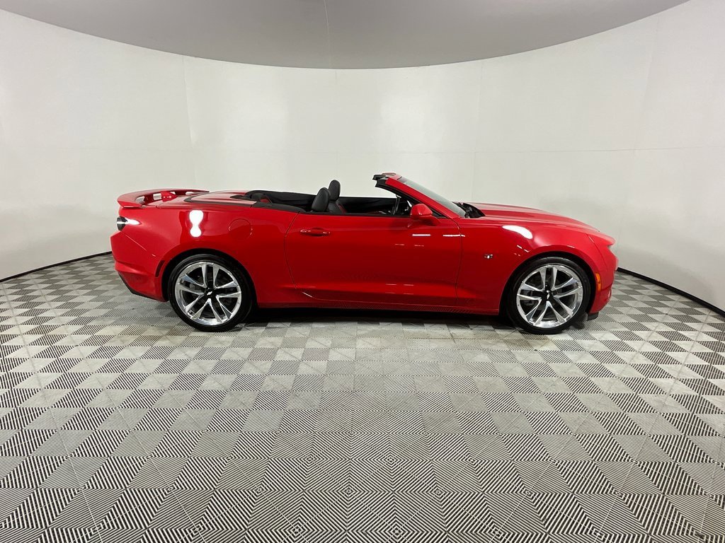 Used 2022 Chevrolet Camaro LT w/ RS Package image 8