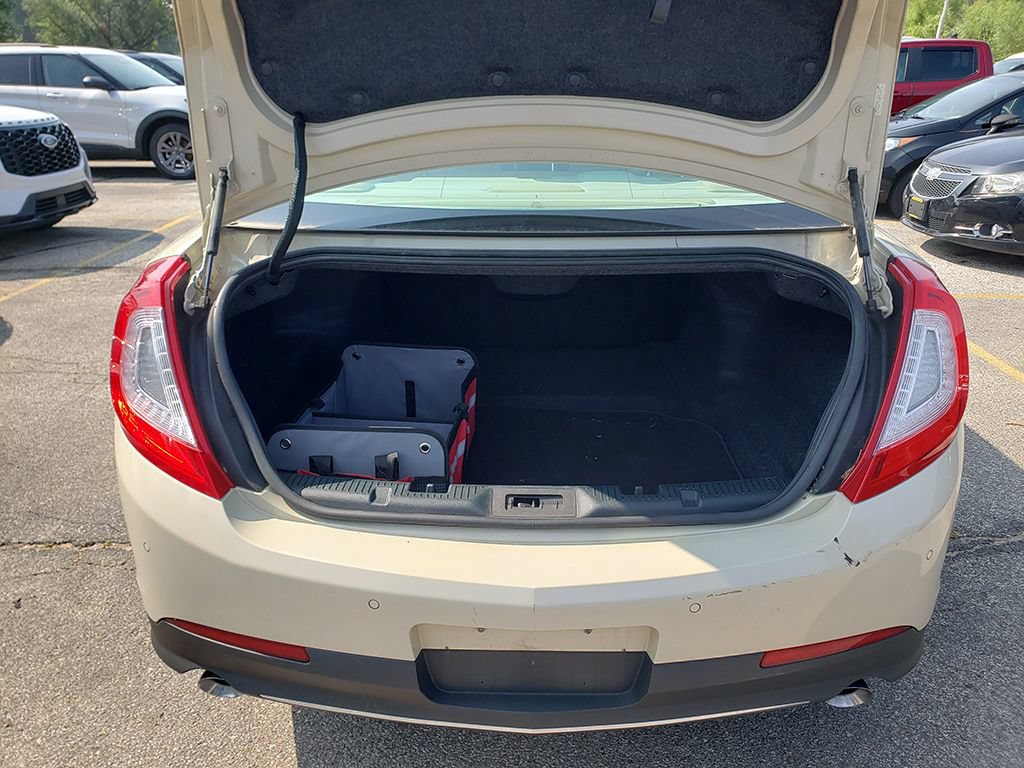 Used 2015 Lincoln MKS w/ Equipment Group 101A FWD image 8