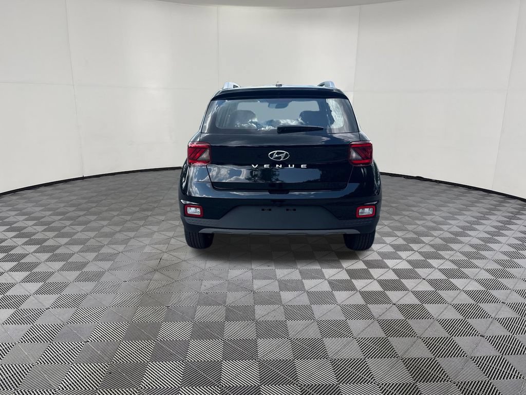 New 2026 Hyundai Venue SEL FWD image 7