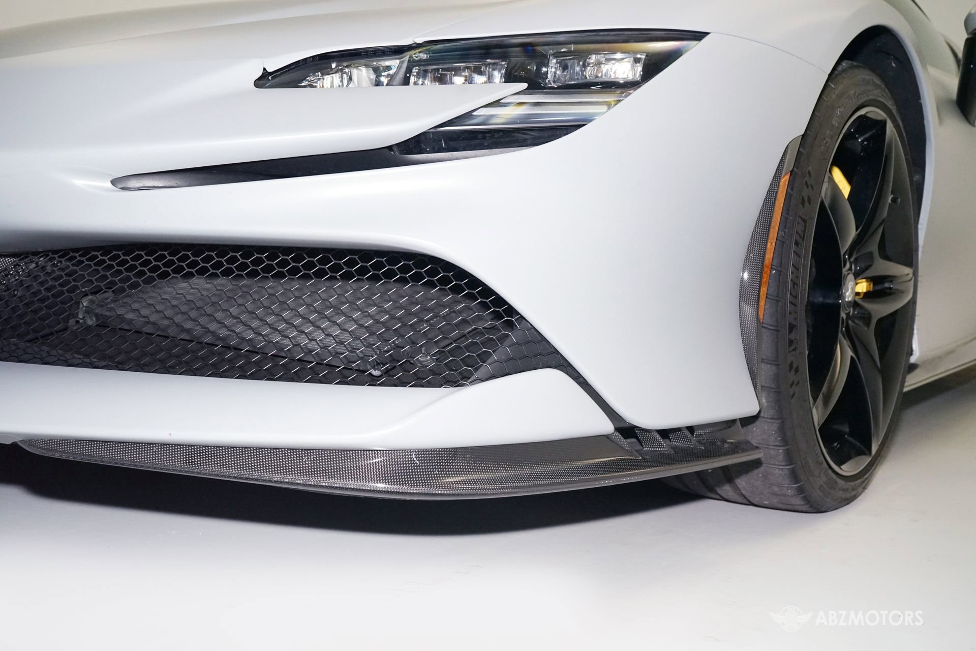 Used 2022 Ferrari SF90 Stradale image 9