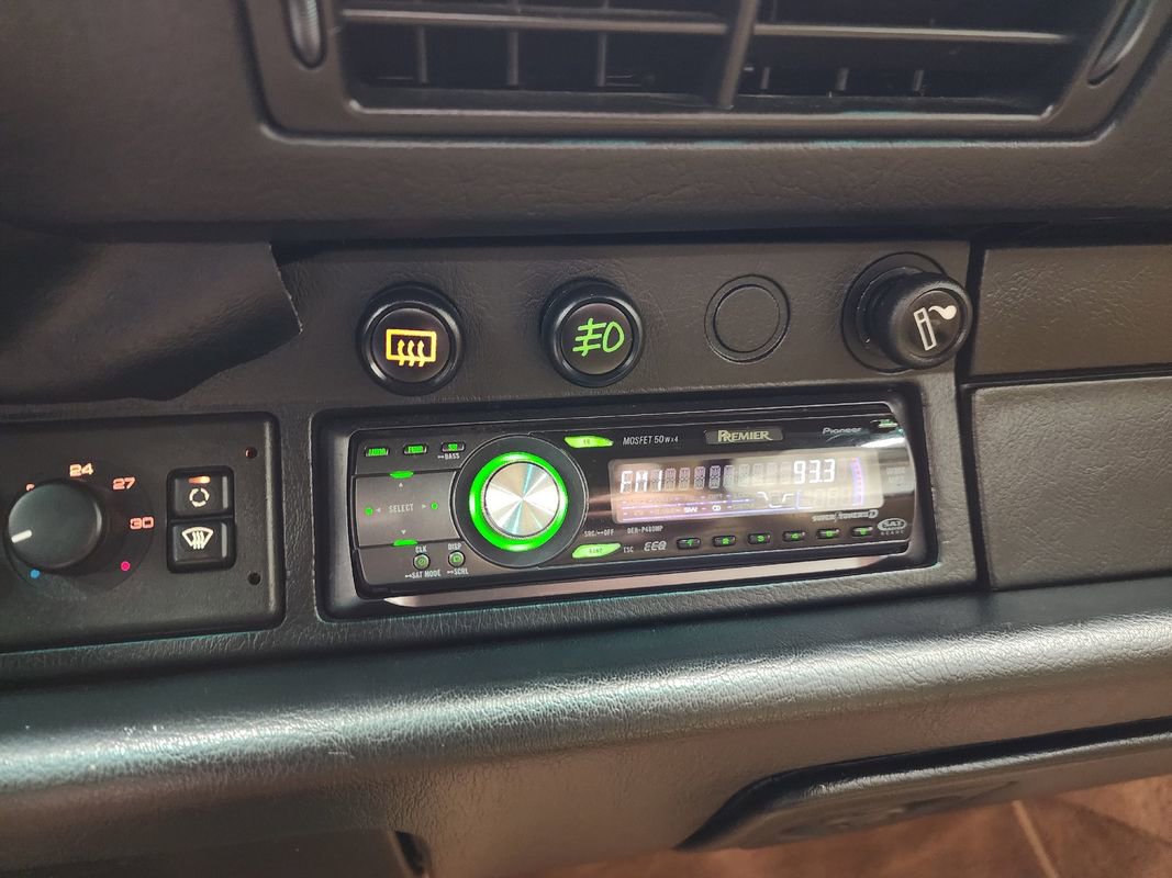 Used 1993 Porsche 911 America Roadster image 25