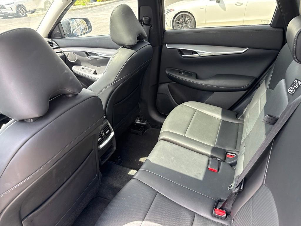 Certified 2023 INFINITI QX50 Luxe AWD/4WD image 12