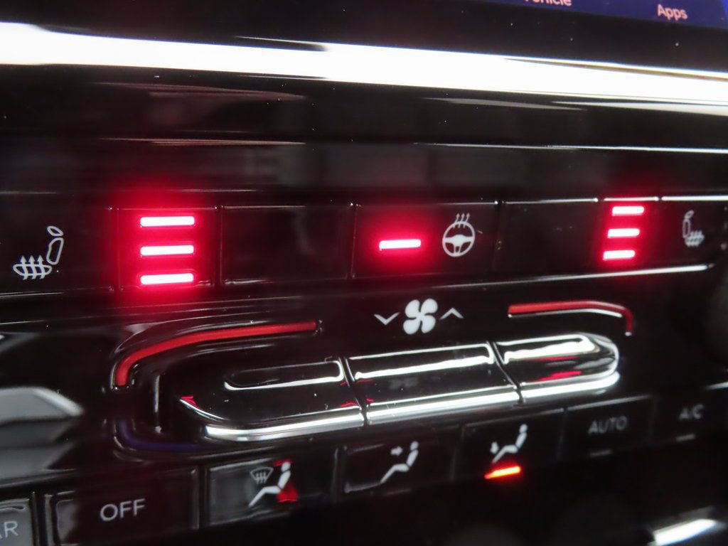 New 2025 Jeep Grand Cherokee L Limited w/ Trailer Tow Package image 11