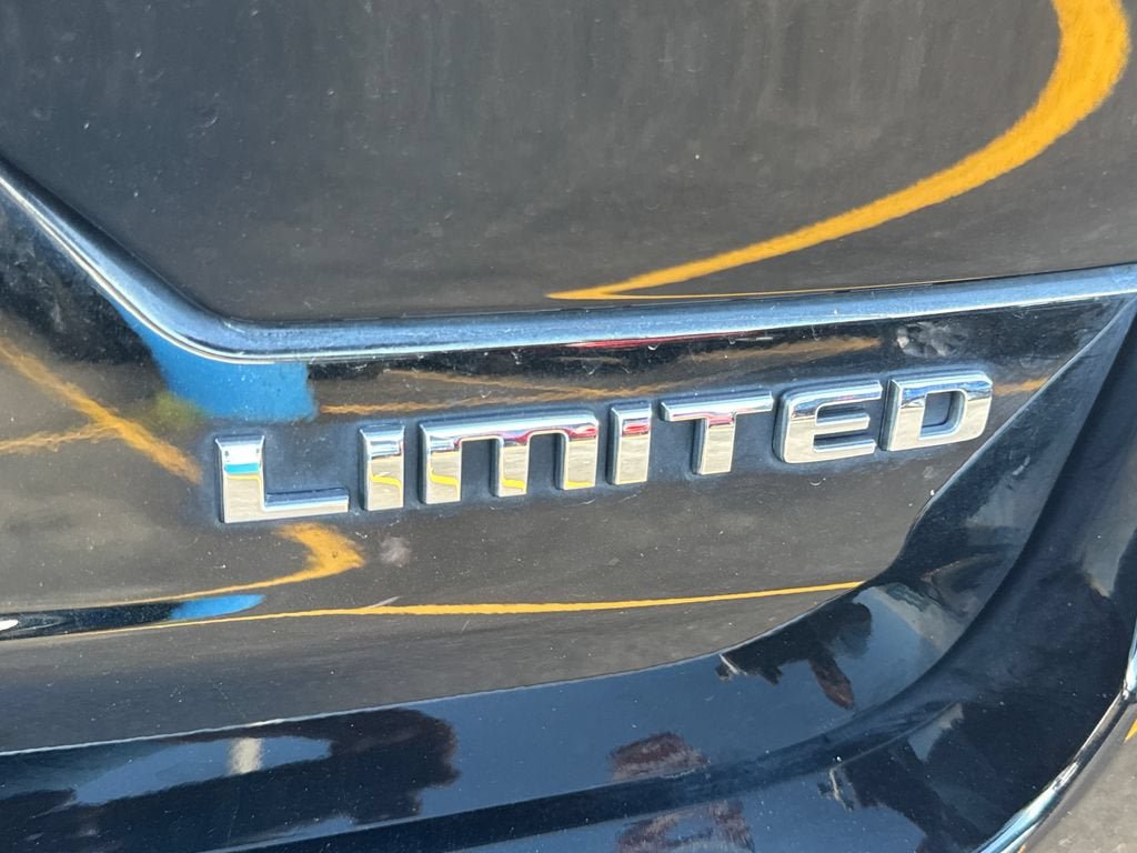 Used 2022 Jeep Grand Cherokee Limited AWD/4WD image 6