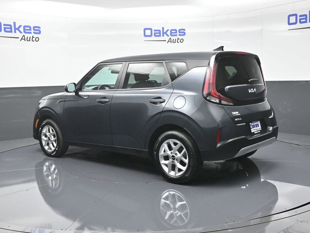 Certified 2024 Kia Soul LX w/ Option Group 015 image 5