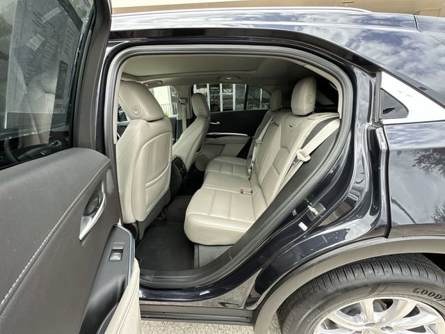 Certified 2023 Cadillac XT4 Luxury w/ Driver Awareness Package FWD image 29