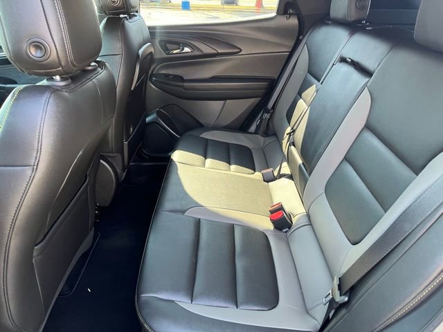Used 2025 Chevrolet TrailBlazer ACTIV w/ Driver Confidence Package image 15