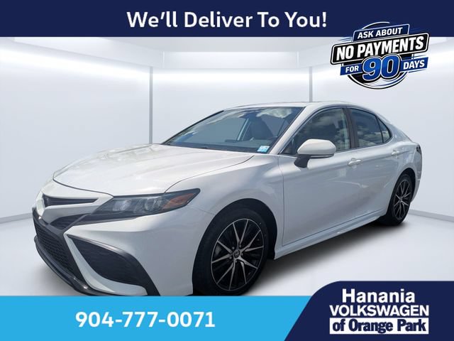 Used 2023 Toyota Camry SE FWD image 7
