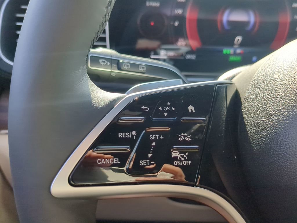 Certified 2024 Mercedes-Benz GLE 450e 4MATIC image 23