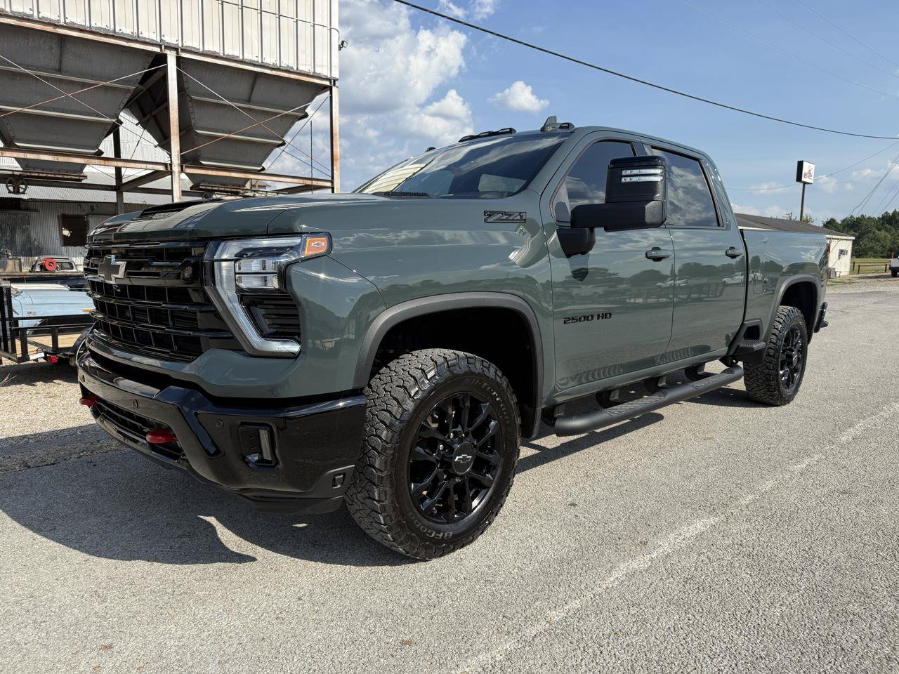 Used 2025 Chevrolet Silverado 2500 LTZ w/ Trail Boss Package AWD/4WD image 1