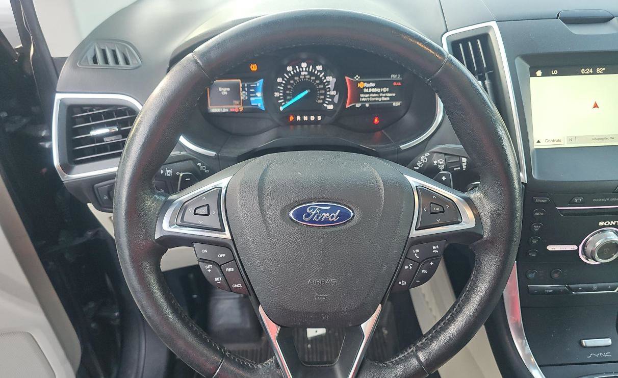 Used 2017 Ford Edge Titanium w/ Equipment Group 302A AWD/4WD image 12